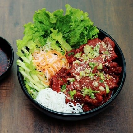 Vr8. Vermicelli W/ Spicy Grilled Satay Beef.