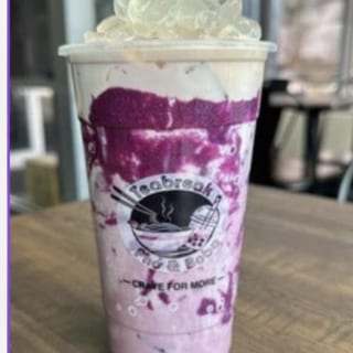 Sd9. Sweet Ube milk tea
