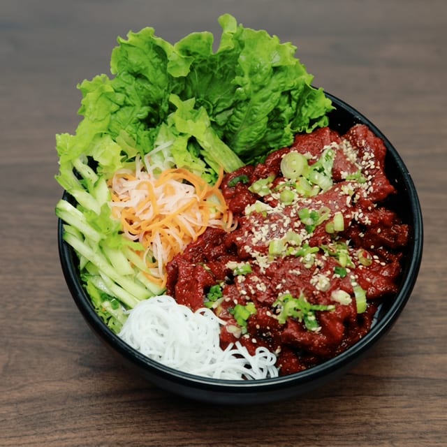 Vr8. Vermicelli W/ Spicy Grilled Sate Beef.